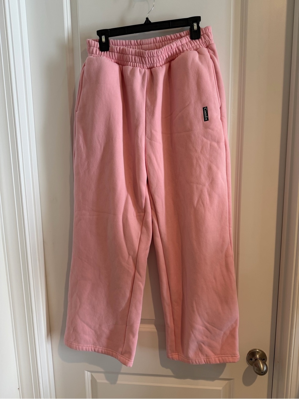 Soft Pink Wide-Leg Fleece sweatpants with Elastic Waist